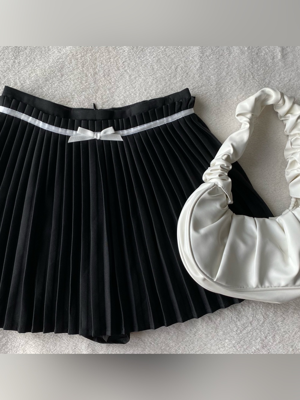 Noey Homm pleated mini skirt skort black with white bow size XS/Small - Picture 7 of 14